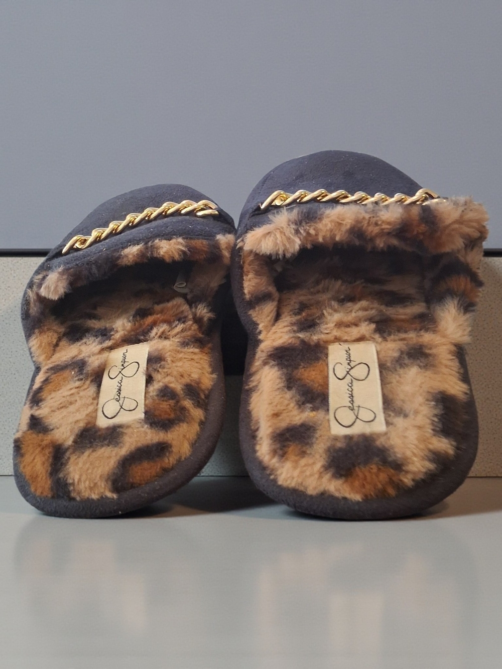 Jessica Simpson Women's Plush Microsuede Scuff Slippers chain link Size 7/8
